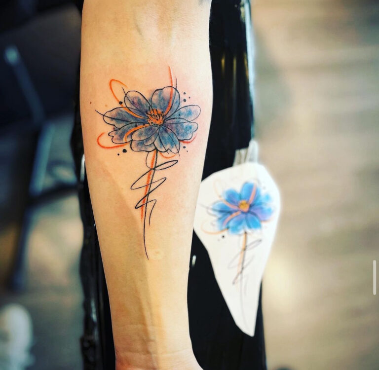 tau-stavanger-jørpeland-tattoo-tatovering-flower-blomst-fargerik-colorful-colourful-playful-spiritual-spirituell