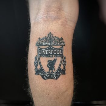 tau-stavanger-jørpeland-Liverpooltattoo-liverpool-logo-tatovering